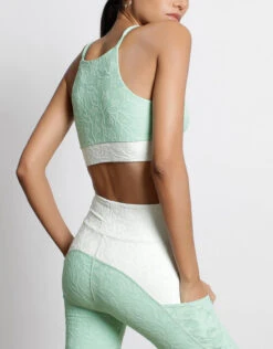 Twenty Montreal Bougainvillia 3D Activewear Zip Up Bra -J.Lindeberg Shop 217949