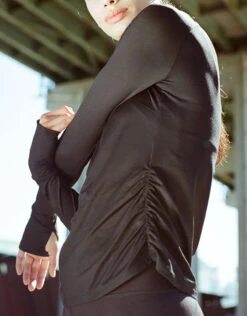 Michi Peak Long Sleeve Top-Black -J.Lindeberg Shop 2689566