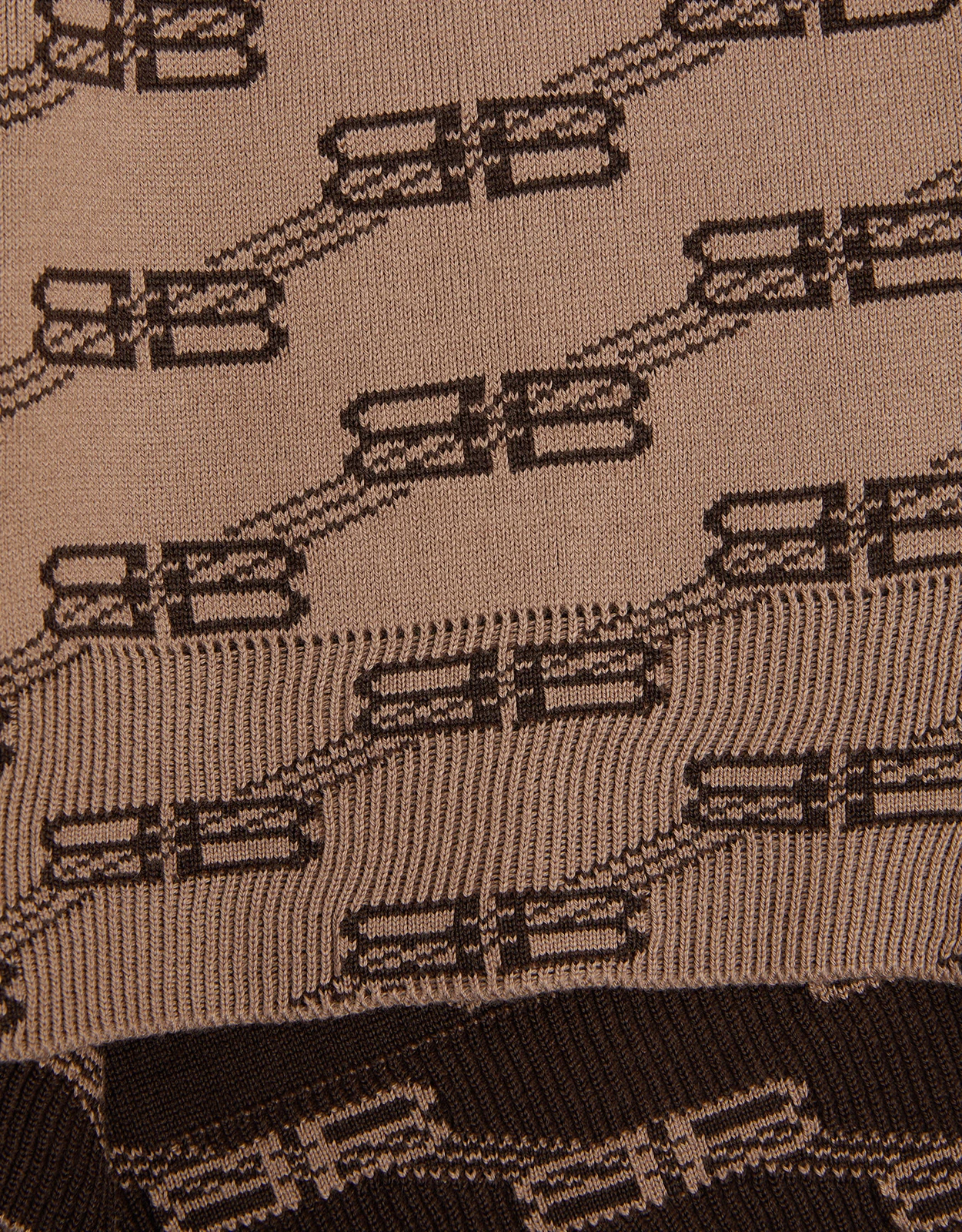 Balenciaga Logo Cotton Blend Crewneck Long Sleeves Sweatshirt 3 Balenciaga Logo Cotton Blend Crewneck Long Sleeves Sweatshirt - Image 3