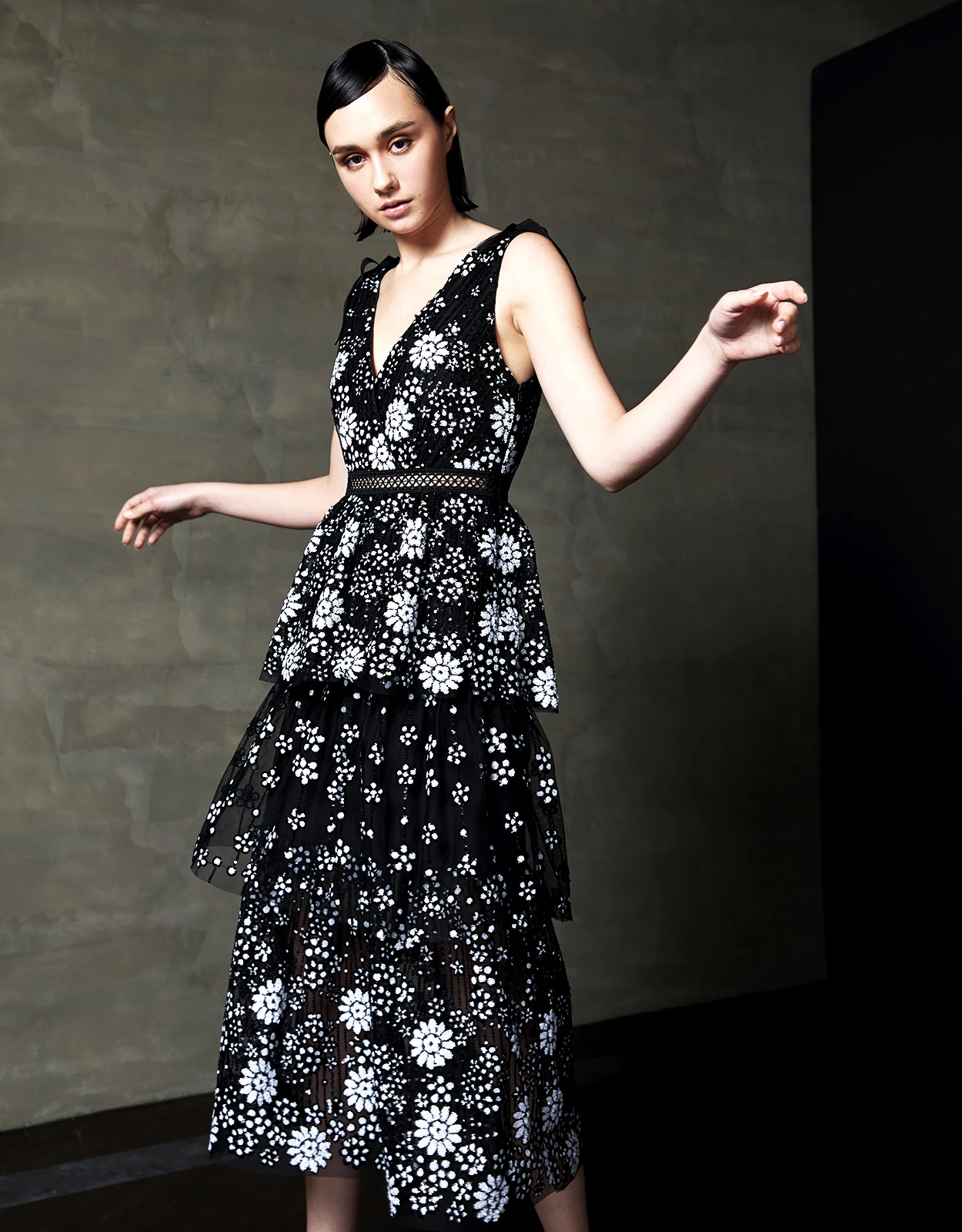 SELF PORTRAIT Self-Portrait Starlet Deco Sequin Tiered Midi Dress 6 SELF PORTRAIT Self-Portrait Starlet Deco Sequin Tiered Midi Dress - Image 6