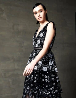 SELF PORTRAIT Self-Portrait Starlet Deco Sequin Tiered Midi Dress 16 SELF PORTRAIT Self-Portrait Starlet Deco Sequin Tiered Midi Dress -J.Lindeberg Shop 68389